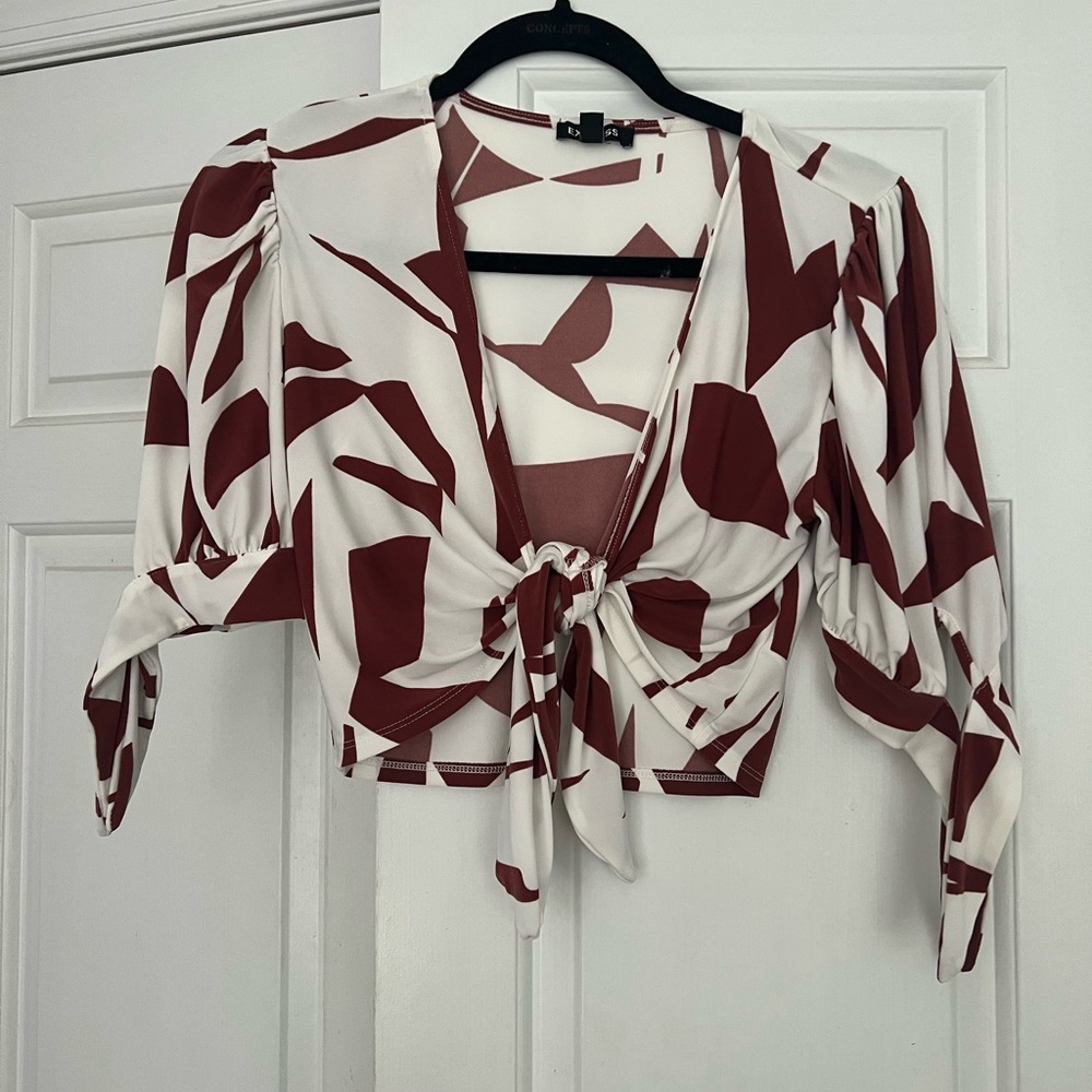 Express small crop top short sleeved